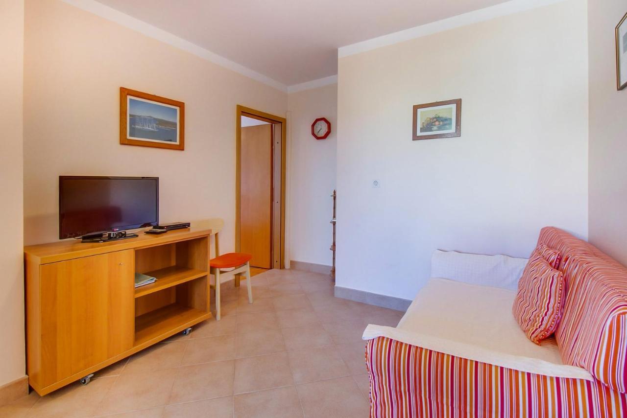 Apartments With A Parking Space Mali Lošinj Exteriör bild