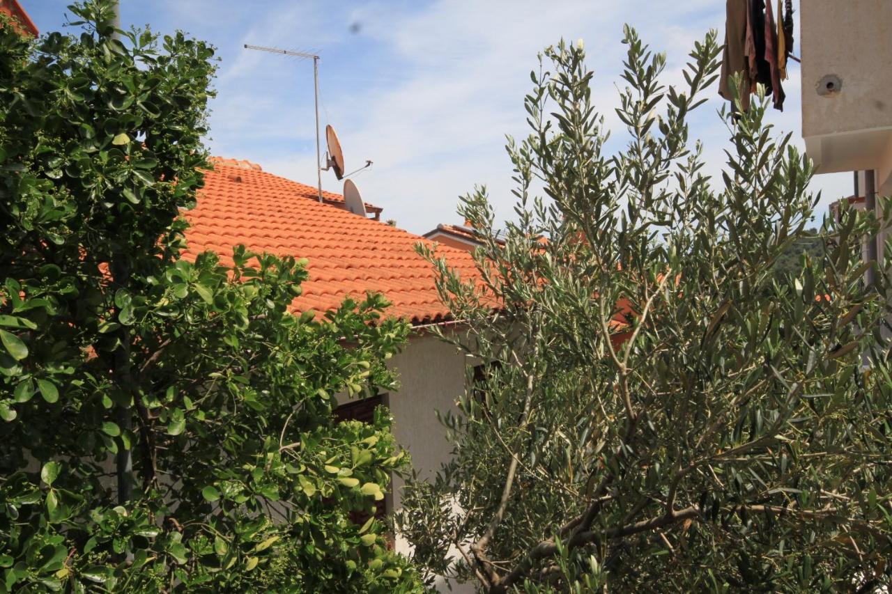 Apartments With A Parking Space Mali Lošinj Exteriör bild